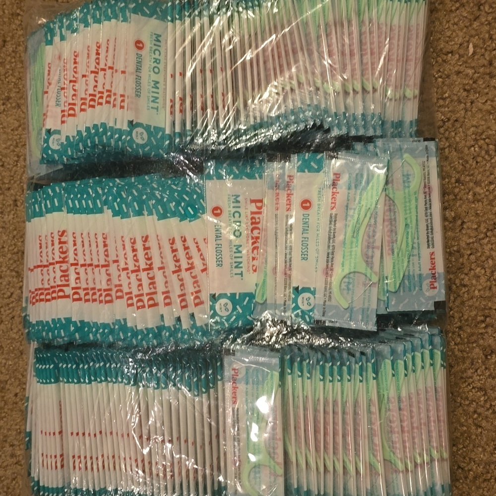 500 count Plackers MicroMint individually wrapped flossers